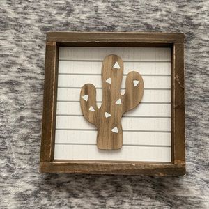 cactus decor picture 🌵